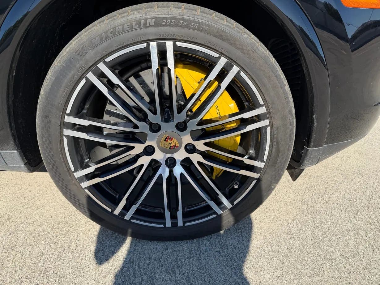 2016 Porsche Cayenne Turbo S, view