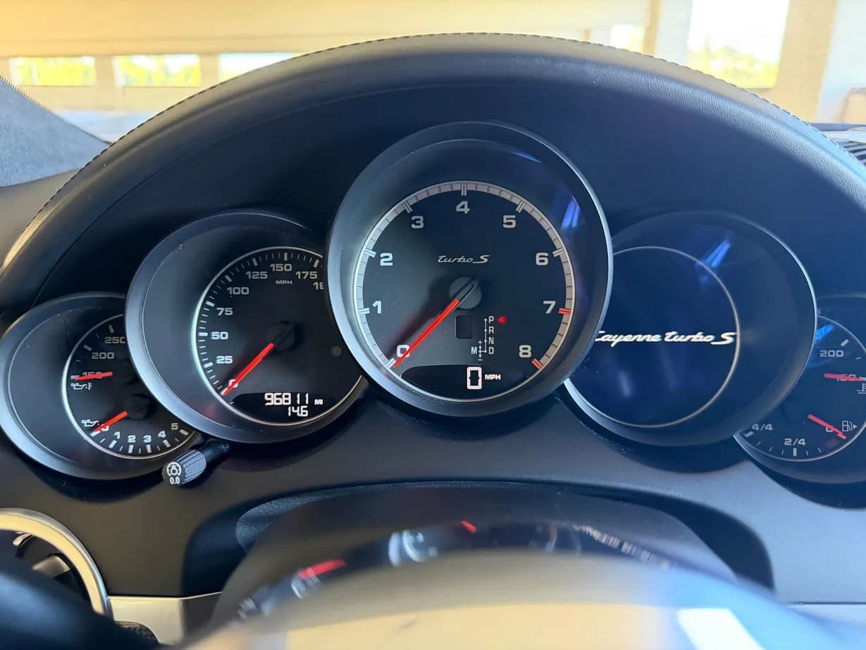 2016 Porsche Cayenne Turbo S, view