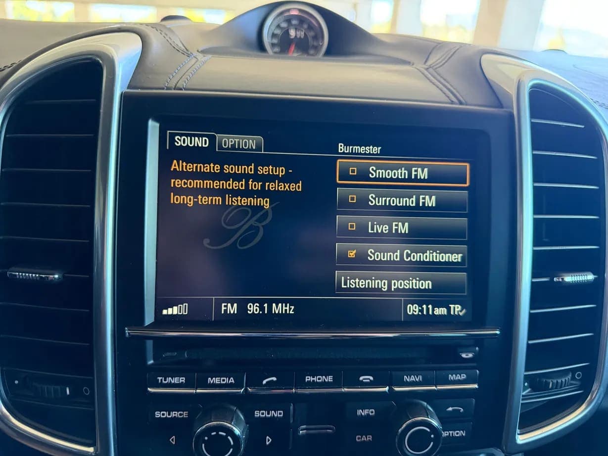 2016 Porsche Cayenne Turbo S, view