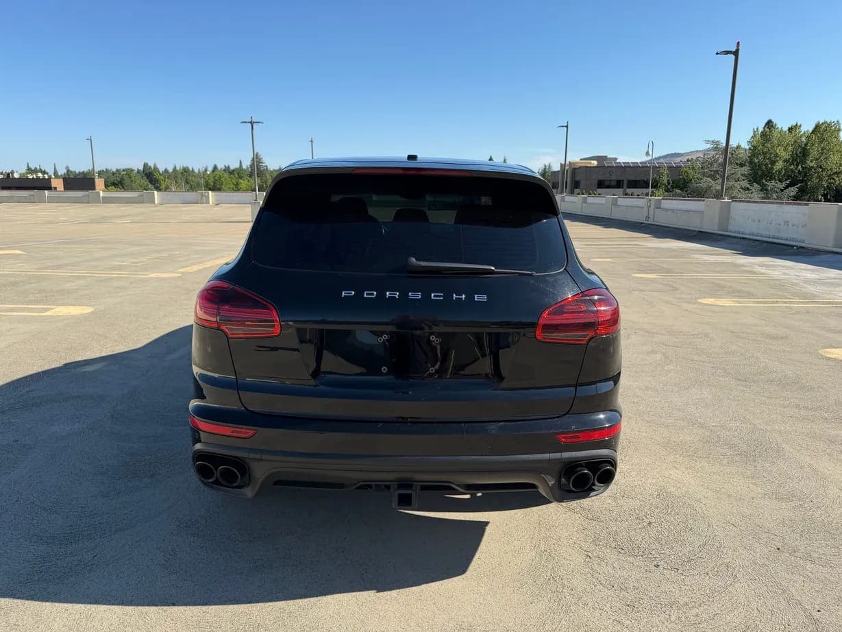 2016 Porsche Cayenne Turbo S, view
