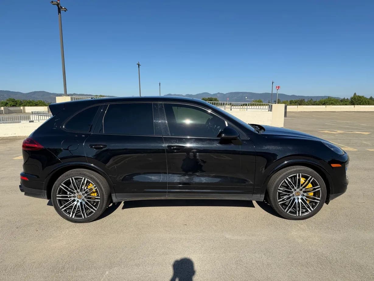 2016 Porsche Cayenne Turbo S, view
