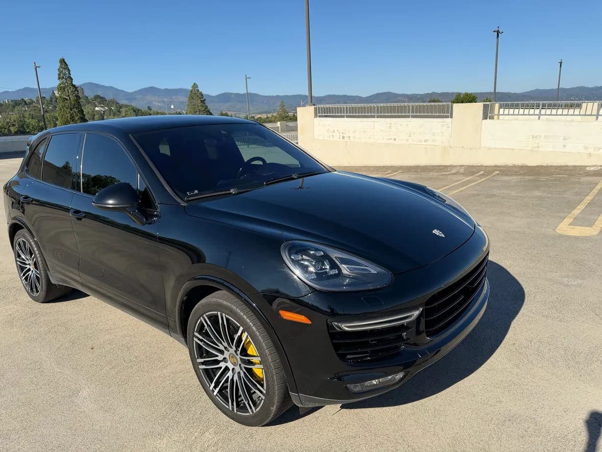 2016 Porsche Cayenne Turbo S, view