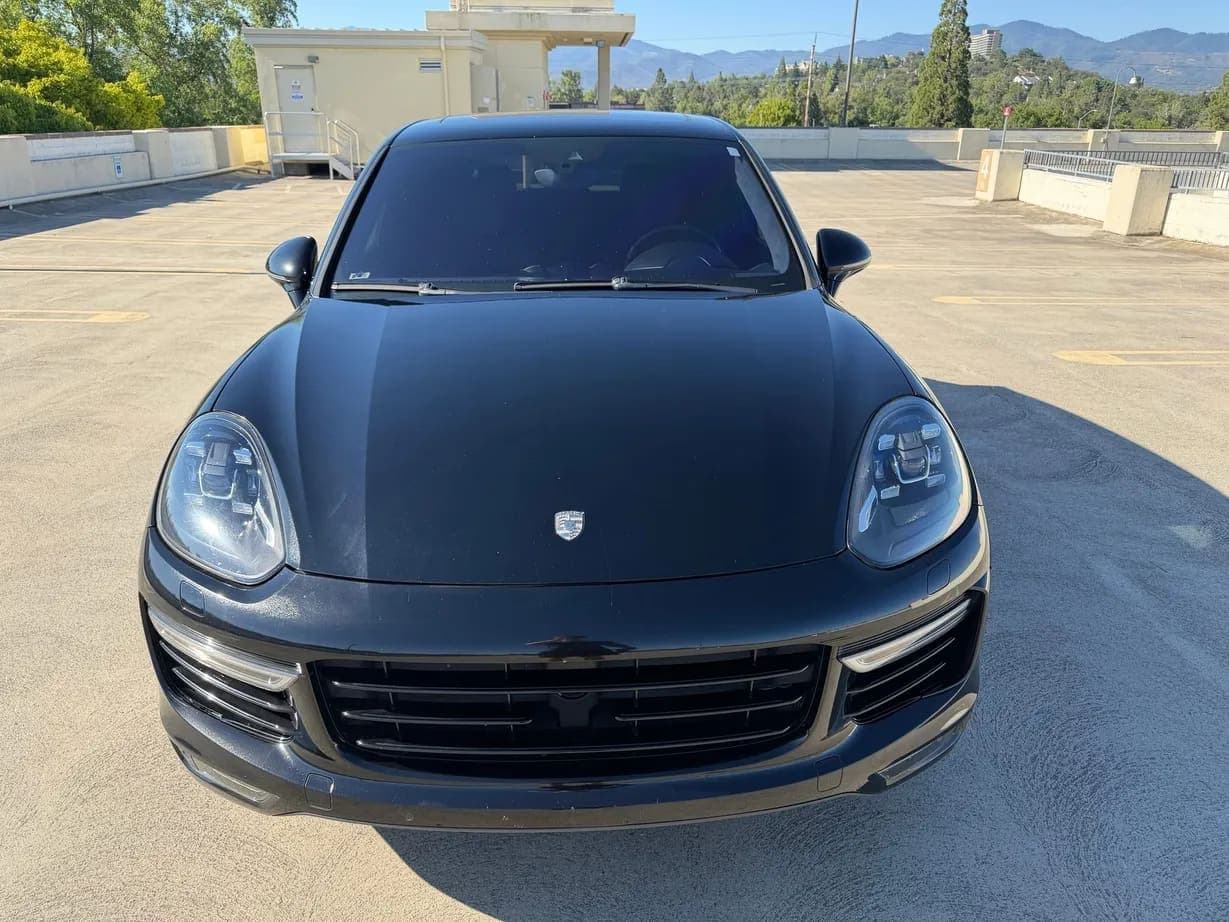 2016 Porsche Cayenne Turbo S, view