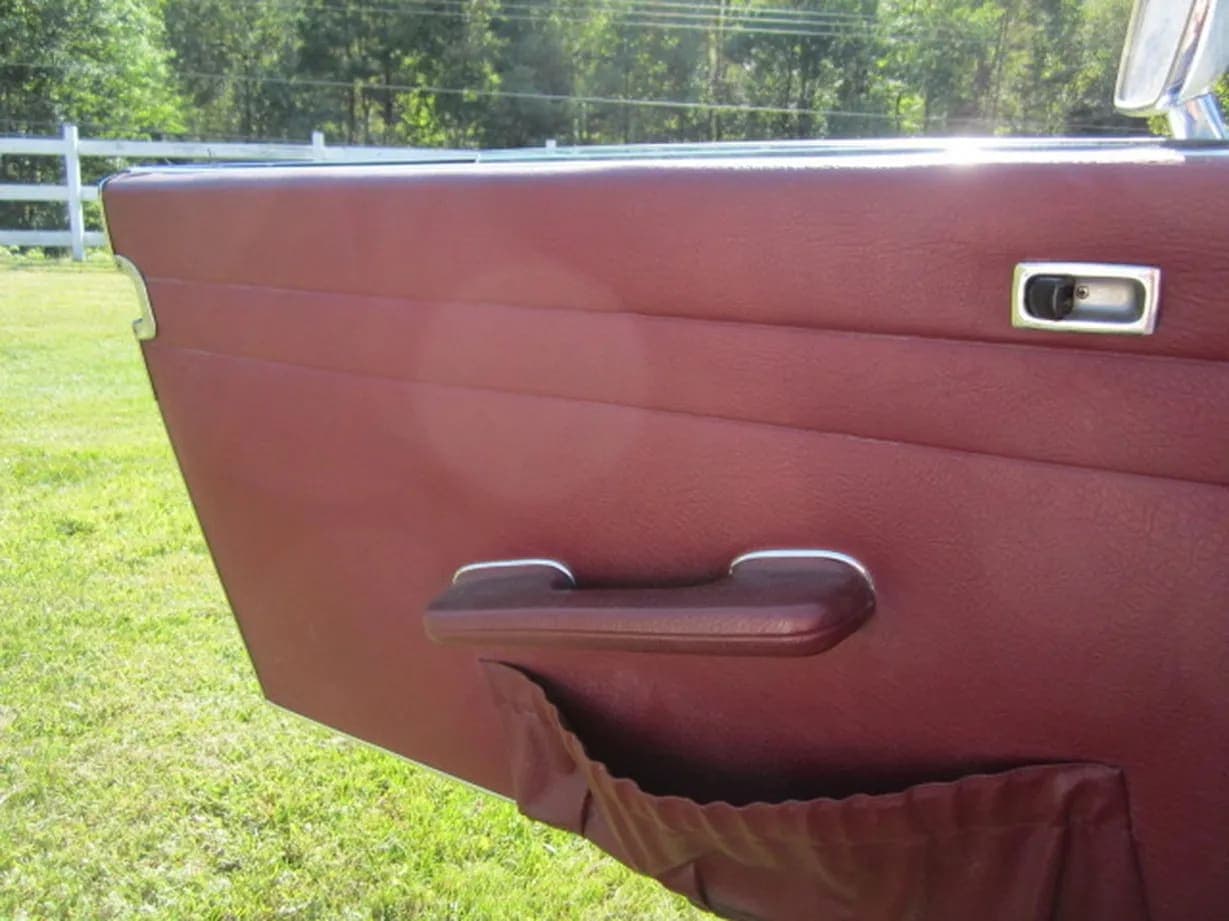 1971 Mercedes-Benz 280SL, view