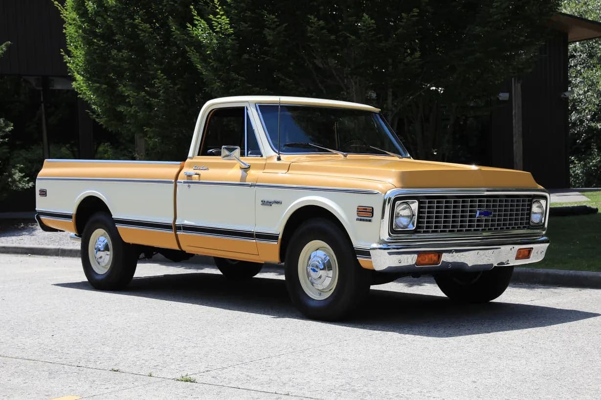 1972 Chevrolet C20 Custom Deluxe Pickup, view