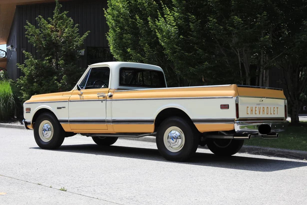 1972 Chevrolet C20 Custom Deluxe Pickup, view