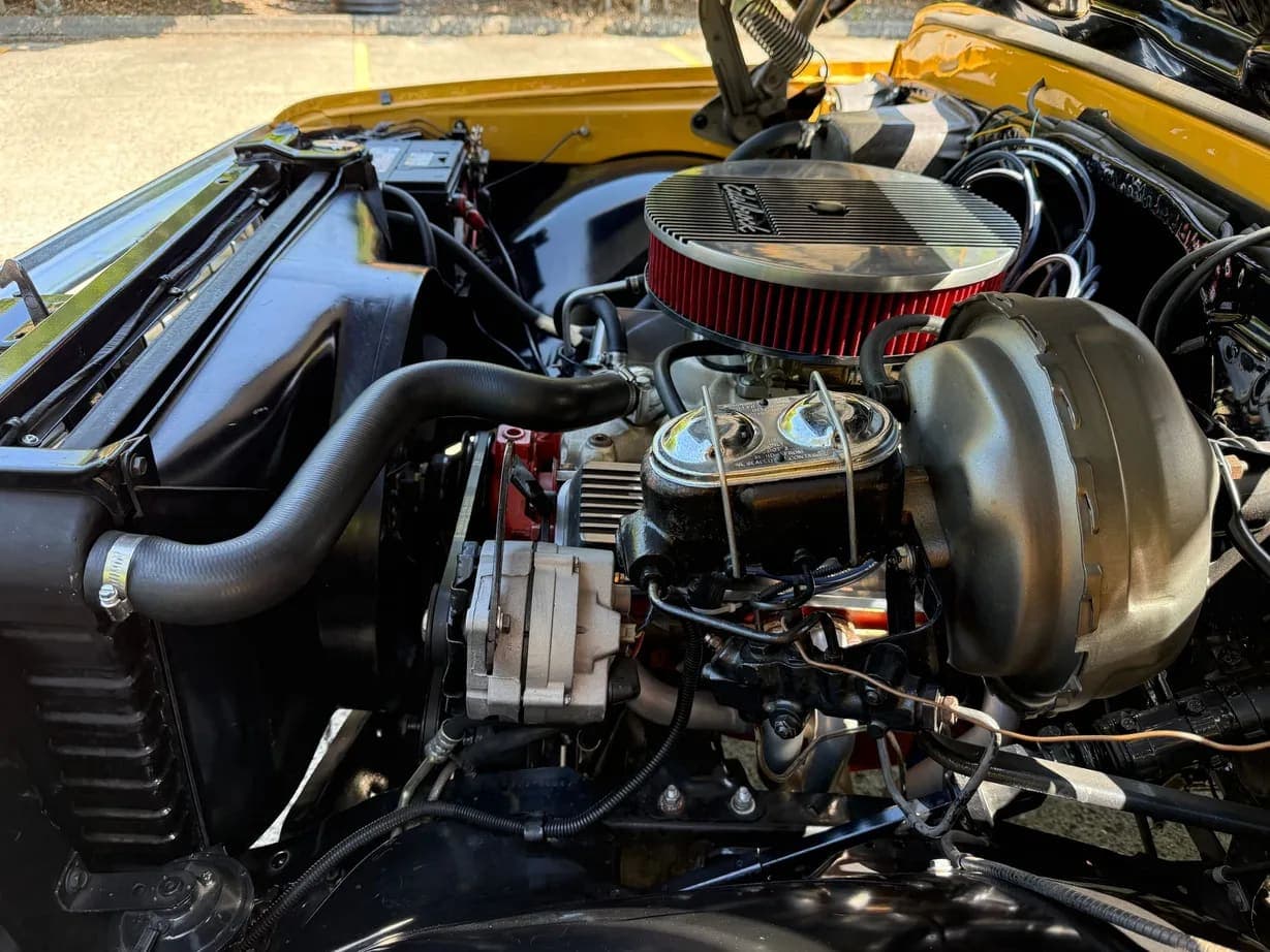 1972 Chevrolet C20 Custom Deluxe Pickup, view