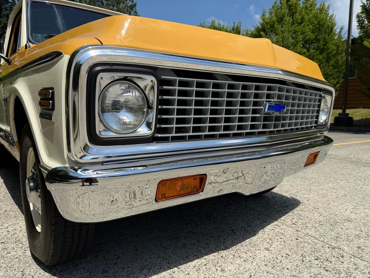1972 Chevrolet C20 Custom Deluxe Pickup, view
