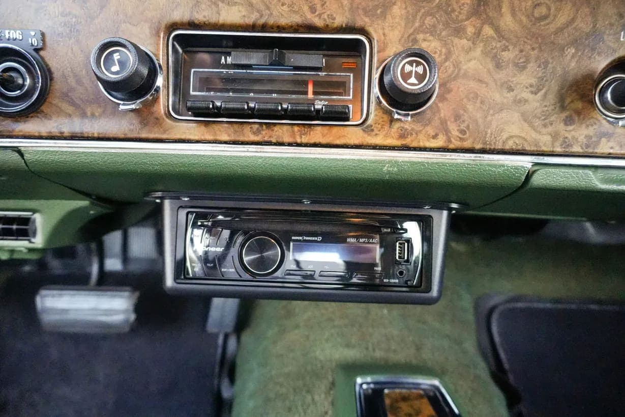 1972 Chevrolet Monte Carlo, view
